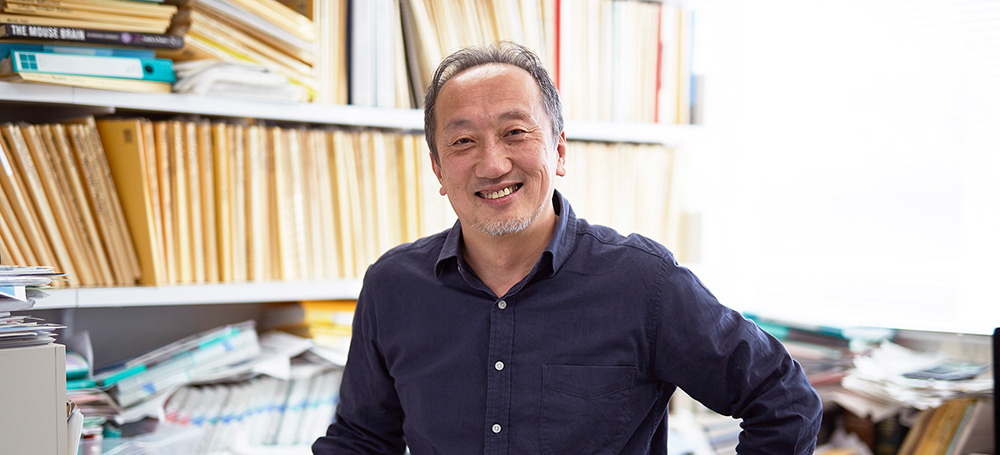 Yoshihiro Yoshihara